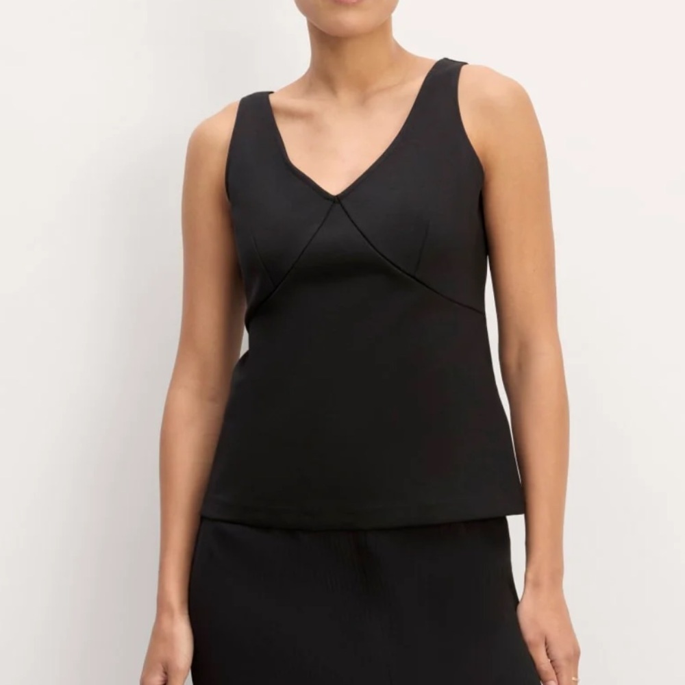 NWT Everlane The Dream V-Neck Tank in Black Size M
